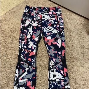 Pace rival crops size 4